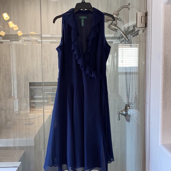 Ruffle Wrap Dress 👗 - Picture 2 of 12